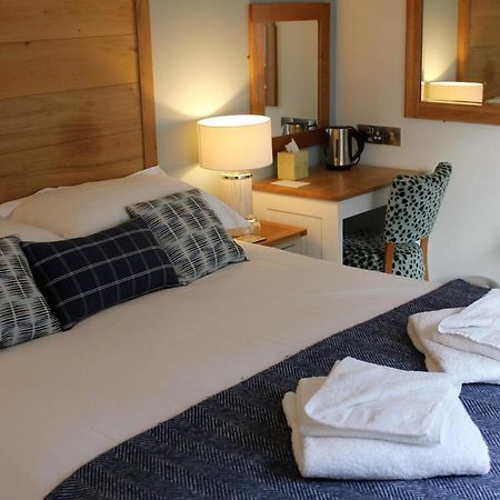 The Pityme Inn ウェイドブリッジ エクステリア 写真
